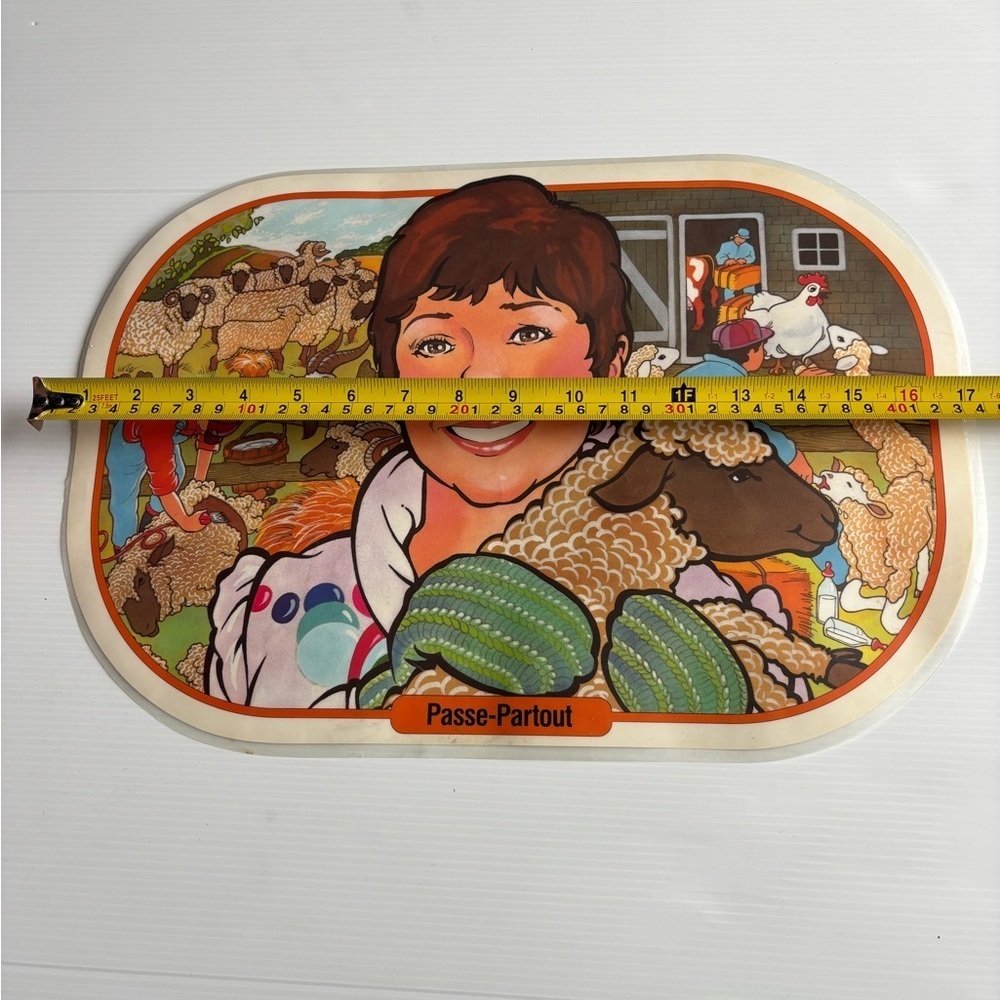 Passe-Partout Canada Retro TV Kids Placemats Set of 7 - Picture 11 of 12